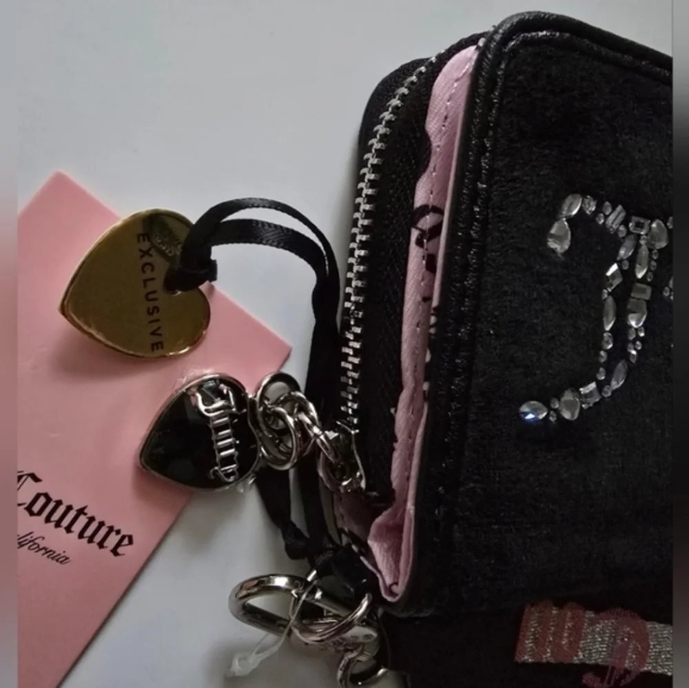 🖤▪️Juicy Couture ▪️All That Glitters Small Liquorice Silver Zip Around Wallet